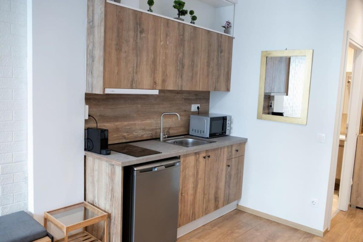Appartement Cozy Modern Studio In Thessalonique Extérieur photo