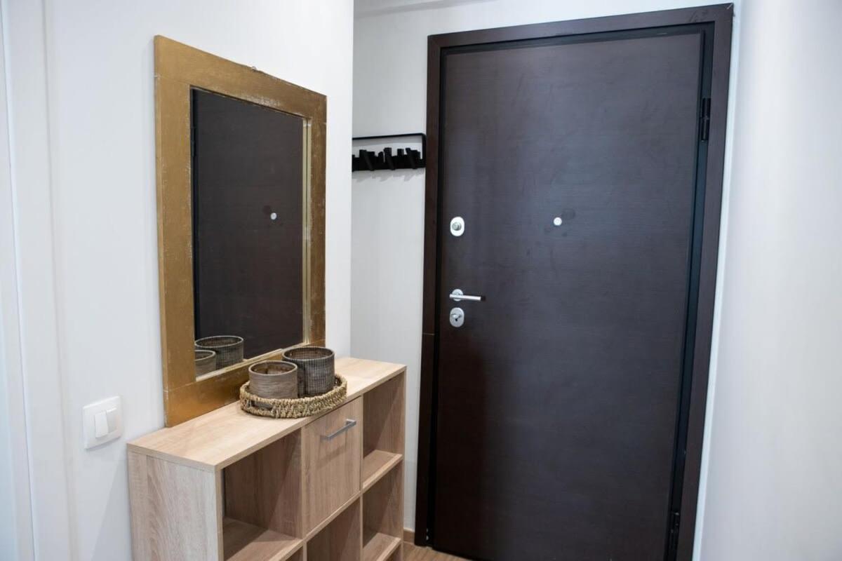 Appartement Cozy Modern Studio In Thessalonique Extérieur photo