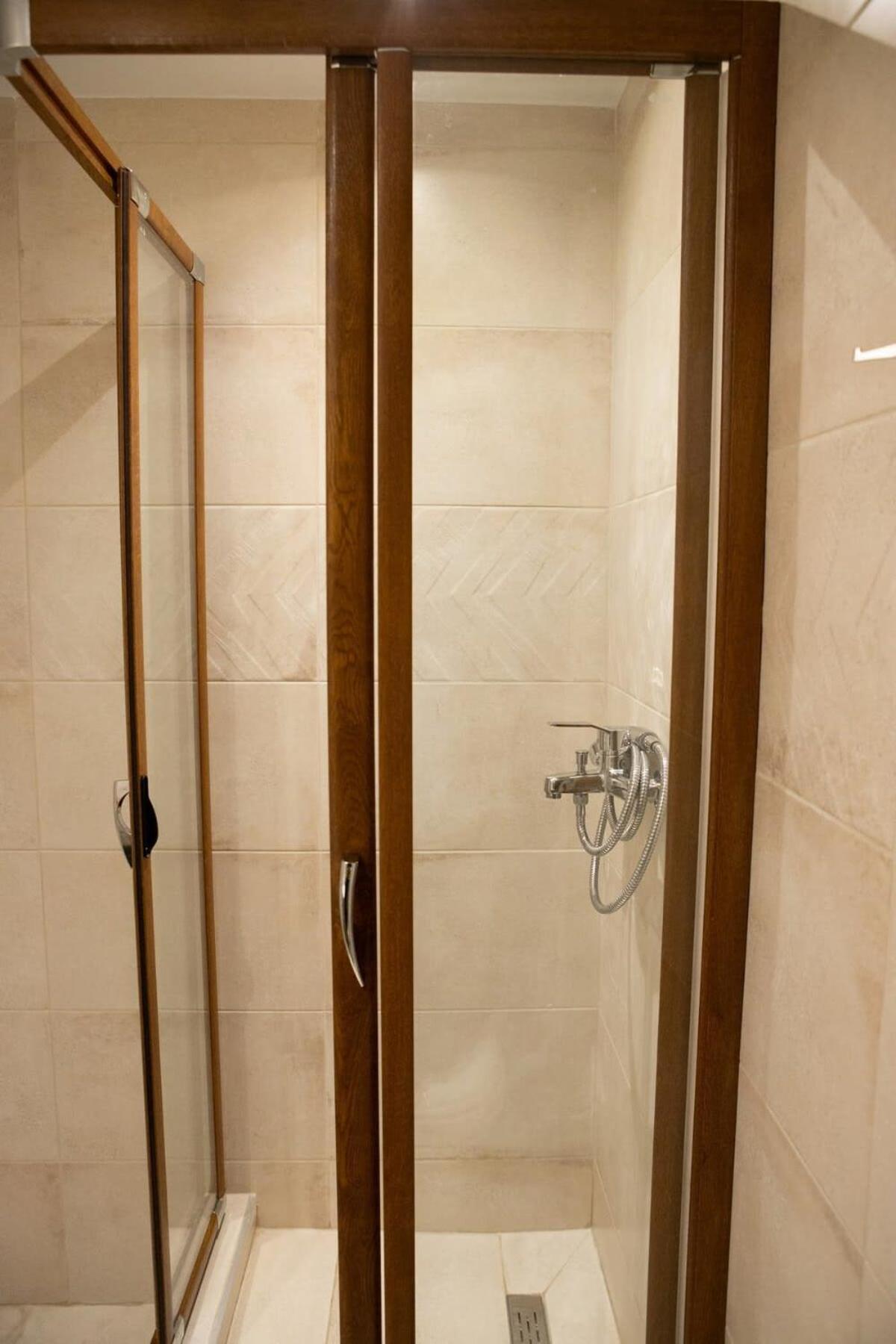 Appartement Cozy Modern Studio In Thessalonique Extérieur photo